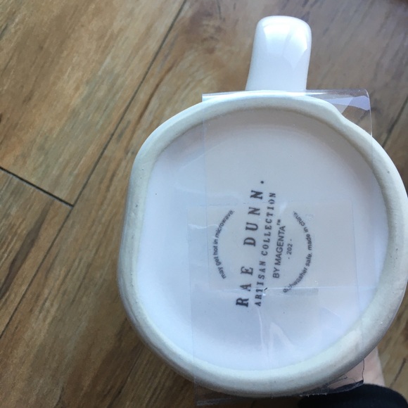 New Rae Dunn Baby Chick Mommy Shark Mug w/ Lid Set - Picture 6 of 11